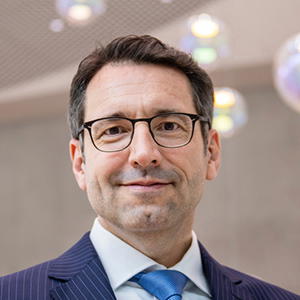 Photograph of Jörg Bermüller