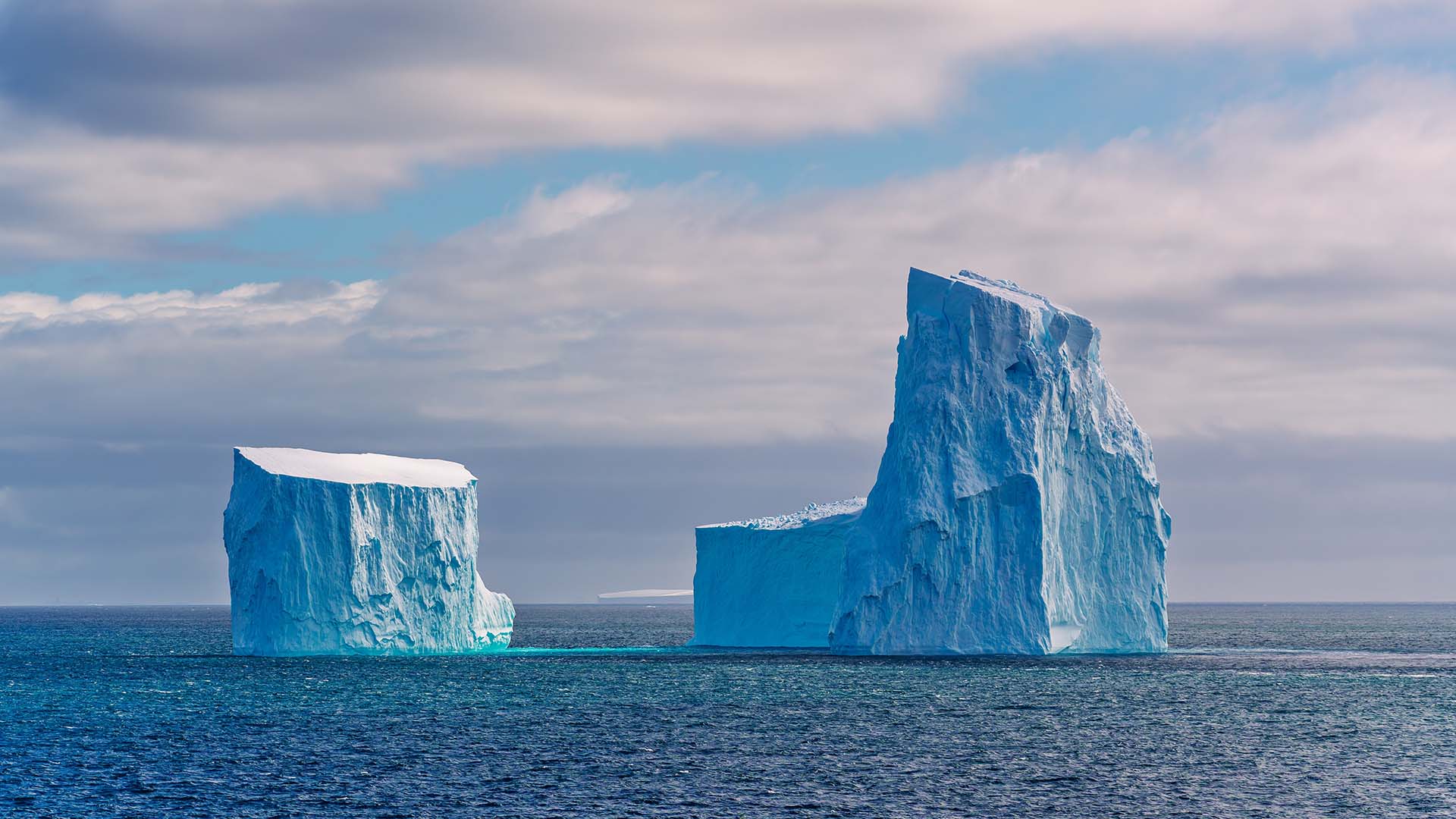 How the Right TMS Can Protect Corporates from Financial Icebergs